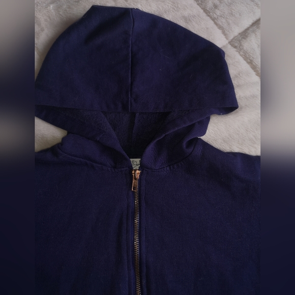 NWOT Sweater with zipper and hood. - Picture 3 of 8